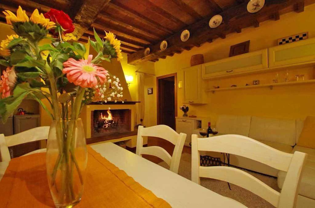 Cottage Le Ginestre Con Piscina In Val D'Orcia 拉迪科法尼 外观 照片